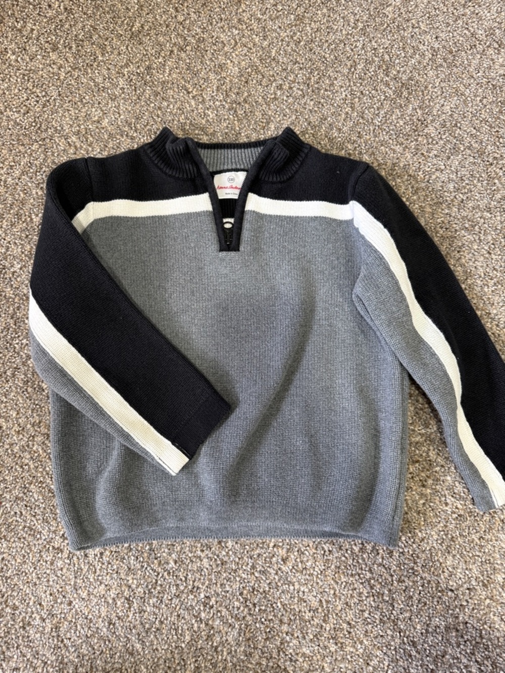 Hanna Andersson Gray, Black & Cream V‑Neck Knit Sweater - Size 110/Size 5.